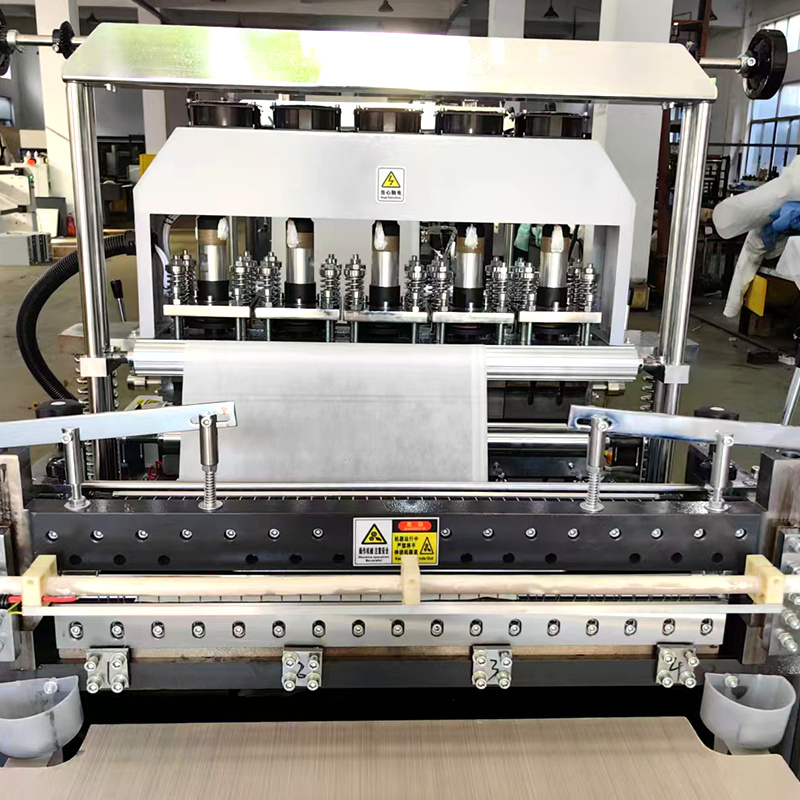 Non-woven pillowcase machine