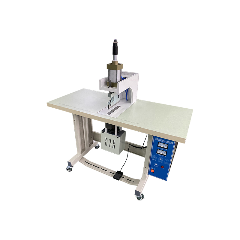 AH-200Q Ultrasonic Placket Machine AH-200Q Ultrasonic Placket Machine