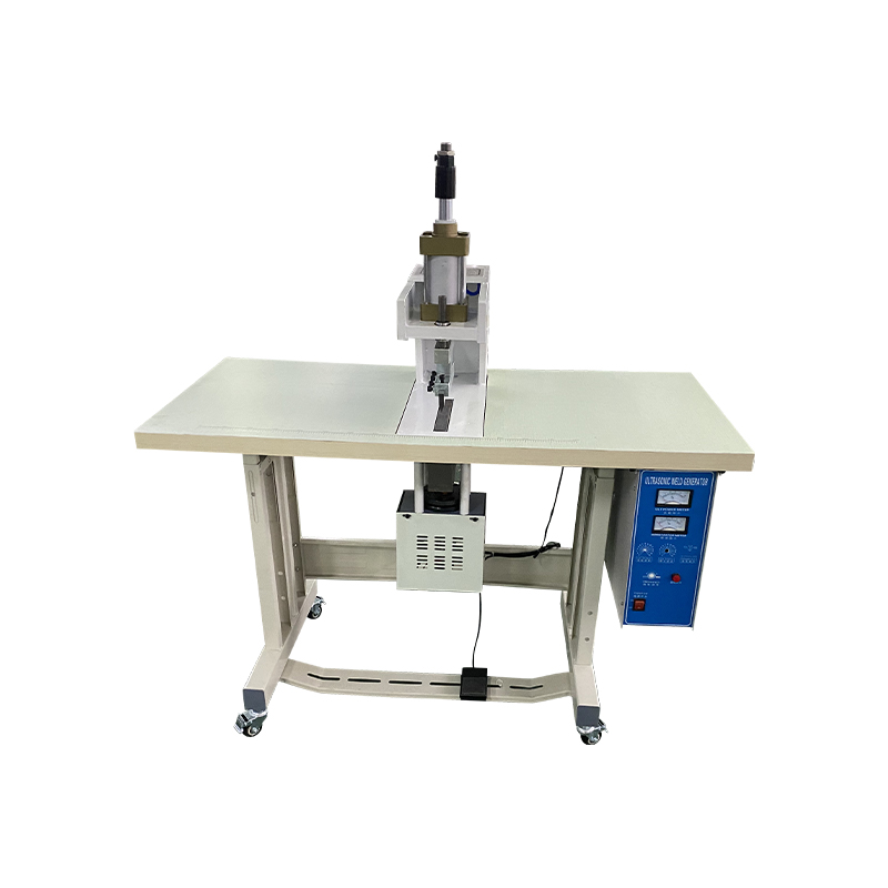 AH-200Q Ultrasonic Placket Machine AH-200Q Ultrasonic Placket Machine